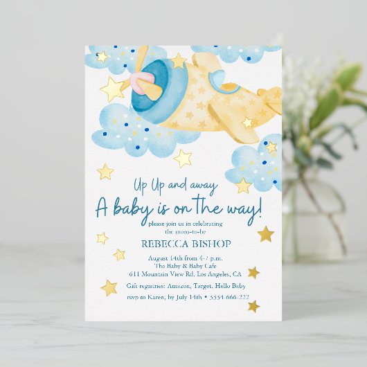 アップアップと黄遠くに色の飛行機男の赤ちゃんシャワー 箔招待状 (立ち正面)