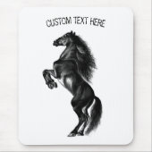 アップライトブラックワイルドホース – 白黒スケッチ マウスパッド (正面)