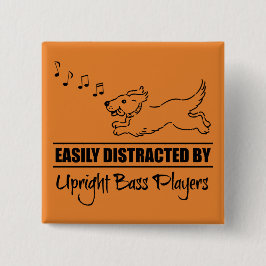 アップライトベースの選手に気さくで可愛い犬 缶バッジ