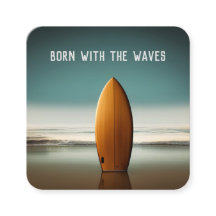 アップライト木製サーフボードオン海ビーチ