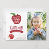 アップルの目の写真の誕生日パーティー任意の年齢 招待状 (正面)