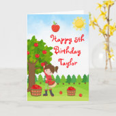 アップルピックブラウンヘアガールハッピーバースデーカード カード (黄色い花)