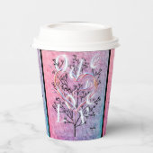 アディエラ・アコーがデザインした紙カップを愛する歌 紙コップ (左)