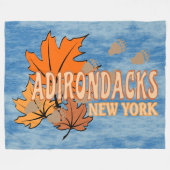 アディロンダックの秋の紅葉Bear Tr フリースブランケット (正面(横))