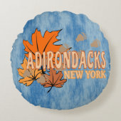 アディロンダックの秋の紅葉Bear Tr ラウンドクッション (正面)