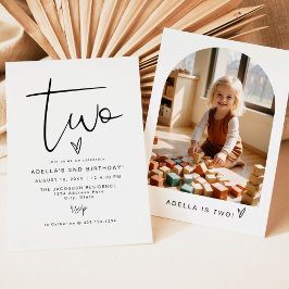 アデラ モダン ミニマル 二枚の写真 2歳の誕生日 招待状