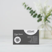 アトミック円 – ダークグレーエンボステクスチャ 名刺 (スタンド正面)