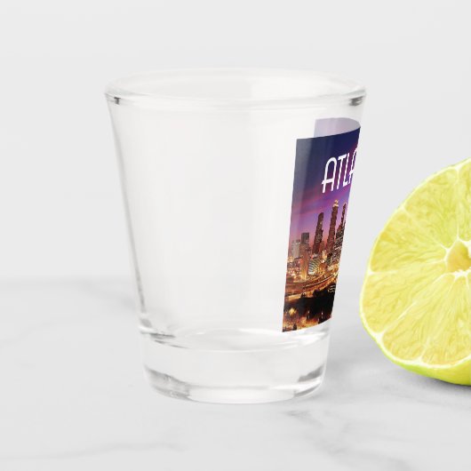アトランタ，ジョージアの街のスカイライン ショットグラス (左)