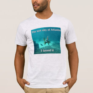 アトランティス無くなった市… 私はそれを見つけました(LOLの魚) Tシャツ