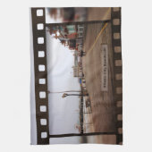 アトランティックシティビーチボードウォークオンフィルム キッチンタオル (縦)