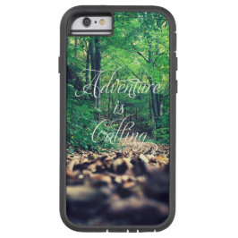 アドベンチャーが電話してる iPhone 13ケース