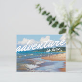 アドベンチャーはこちら – 北ミシガン ポストカード (スタンド正面)