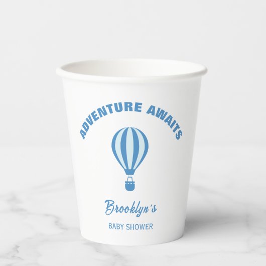 アドベンチャーアウェイツおもしろいトレンディーベビーシャワーブルーホワイト 紙コップ (正面)