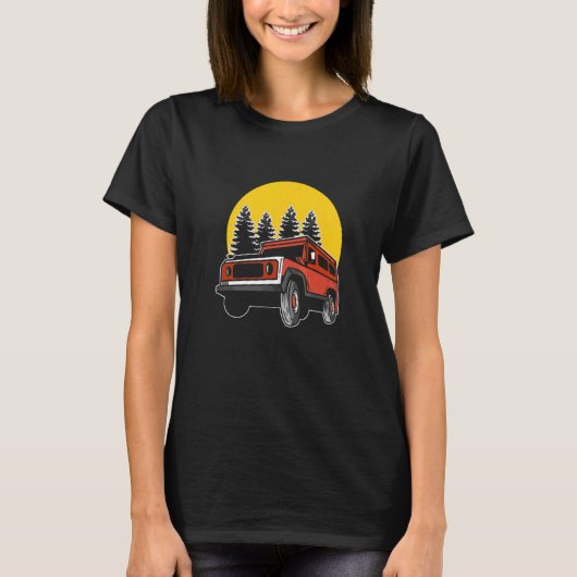 アドベンチャーカー スポーツ 人 Tシャツ (正面)