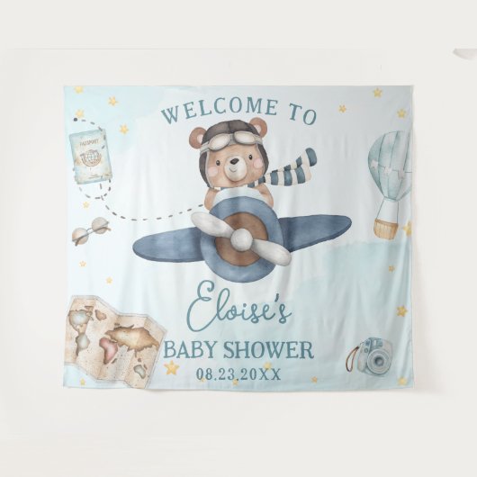 アドベンチャーキュートベアーブルー飛行機ボーイベビーシャワー タペストリー (正面(横))