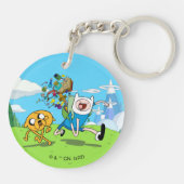 アドベンチャータイム |フィンのバックパックアドベンチャーギア キーホルダー (裏面)