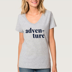 アドベンチャートラベルと自然愛好家文字デザイン Tシャツ