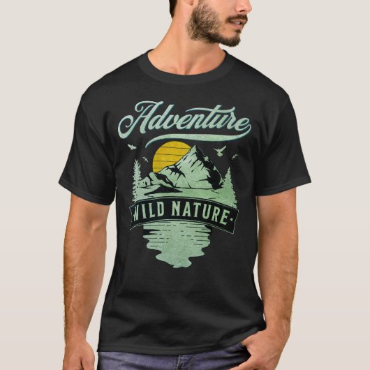 アドベンチャーワイルド自然ヴィンテージアート Tシャツ (正面)