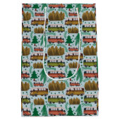 アドベンチャー待ち：キャンパー男の赤ちゃんシャワー ミディアムペーパーバッグ (裏面)