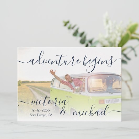 アドベンチャー結婚の写真日付を保存する招待状 招待状 (スタンド正面)