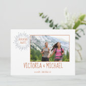 アドベンチャー結婚の写真日付を保存する招待状 招待状 (スタンド正面)