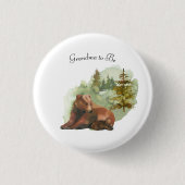 アドベンチャー・ビギンズ・ラスティック・ベアーズ 缶バッジ (正面)