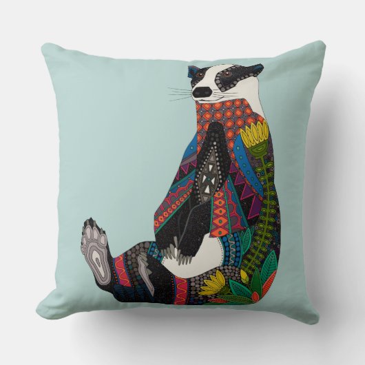 アナグマ・セラドン・ブルー クッション (正面)