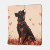 アナトリアンシェパードとバラ – バレンタインデー セラミックオーナメント (左)