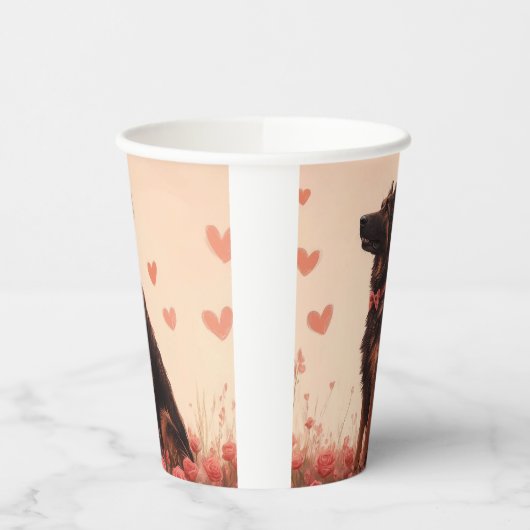 アナトリアンシェパードとバラ – バレンタインデー 紙コップ (左)