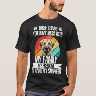 アナトリシェパードおもしろいレトロヴィンテージサンセットファームD Tシャツ