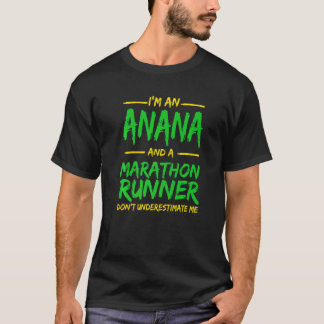 アナナとマラソンランナーランニングのユーモアのスプライティング Tシャツ