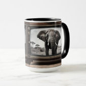 アナログテレビのアフリカゾウ マグカップ (正面右)