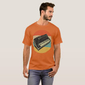 アナログ レトロ モジュラー シンセサイザー キーボード シンセ Tシャツ (正面フル)