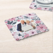 アニバーサリーハッピーカップルピンクフローラ写真 ペーパーコースター (アングル)