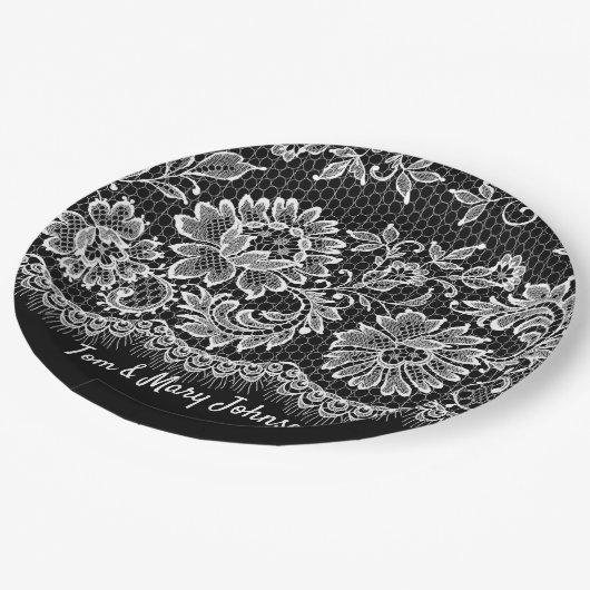 アニバーサリーホワイトレースフリンジオンブラック ペーパープレート (アングル)