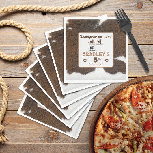 アニマルプリントキャトルスタンピードブラウン誕生日 スタンダードランチョンナプキン
