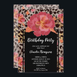 アニマルプリントフローラバースデーパーティ招待状<br><div class="desc">トープの背景にホットピンクの花とブラックヒョウの斑点の野生のおもしろいデザイン。大人、キンセニェラバースデーパーティ招待状、誕生日招待状など10代のの大事な行事のANY YEARバースデーパーティ招待状に最適。イベントに合わせて言葉を変えるだけ。私たちの店のコーディネート項目を参照。</div>