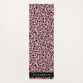 アニマルプリント，ピンクヒョウ，ハート，あなたの名前 ヨガマット (裏面)