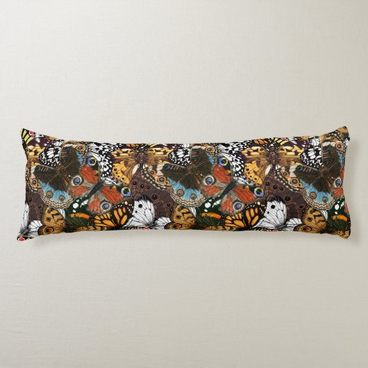 アニマルプリント。蝶の羽。 ボディピロー (正面)