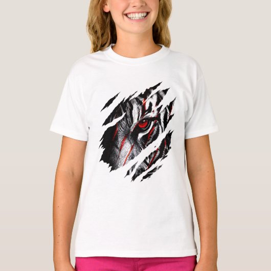 アニメの虎の目が傷跡から覗く Tシャツ (正面)