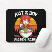 アニメやラーメンが大好きな少年日本のだ マウスパッド (マウス)