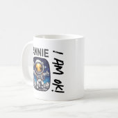 アニー大丈夫！ | 宇宙飛行士と歌の歌詞のツイスト コーヒーマグカップ (正面左)
