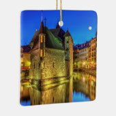 アヌシーの古い都市のPalais de l'Ile刑務所そして運河、 セラミックオーナメント (右)