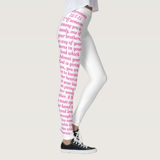 アヌミの レギンス (右)