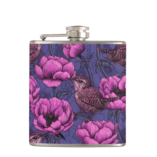 アネモネの庭にあるレンチ フラスク (正面)