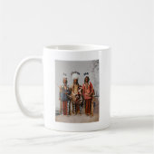 アパッシュの責任者ガーフィールドOuche Te Foya 1899年 コーヒーマグカップ (左)