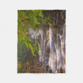 アパラチア山脈に沿って流れる小川 フリースブランケット (正面)