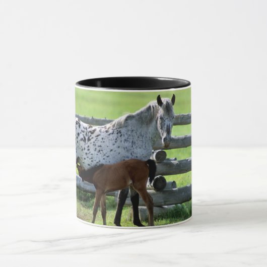 アパラルーサの牝馬と子馬 マグカップ (中央)