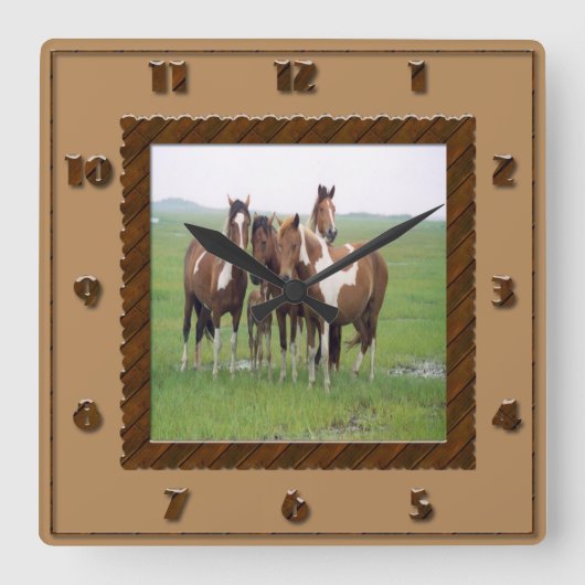 アパローサ馬群 スクエア壁時計 (正面)