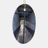 アパートの建物への入口 セラミックオーナメント (右)